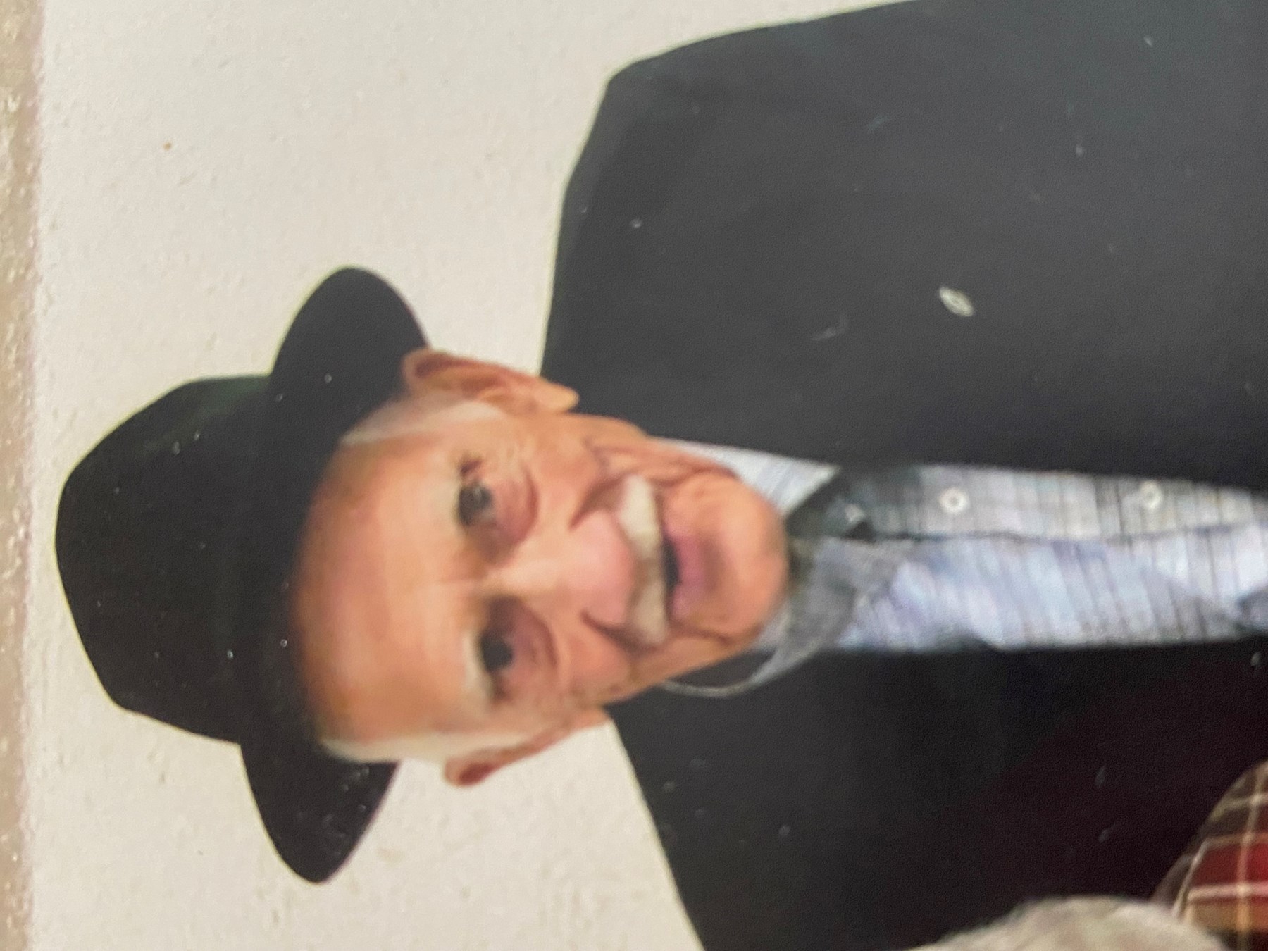 Obituary of Robert Cooper Plumb