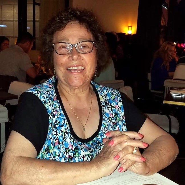 Obituary of Eleni Patsakas