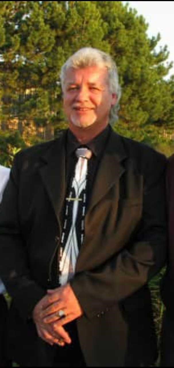 Obituary of Glen Nelson McCaul