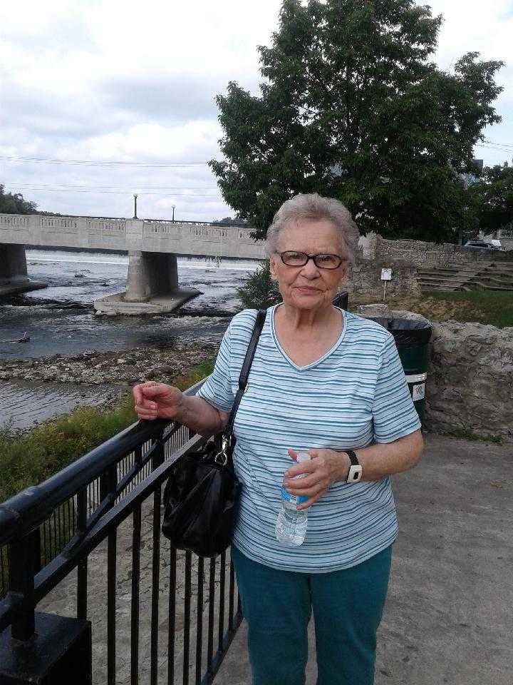 Avis de décès de Anne Cameron