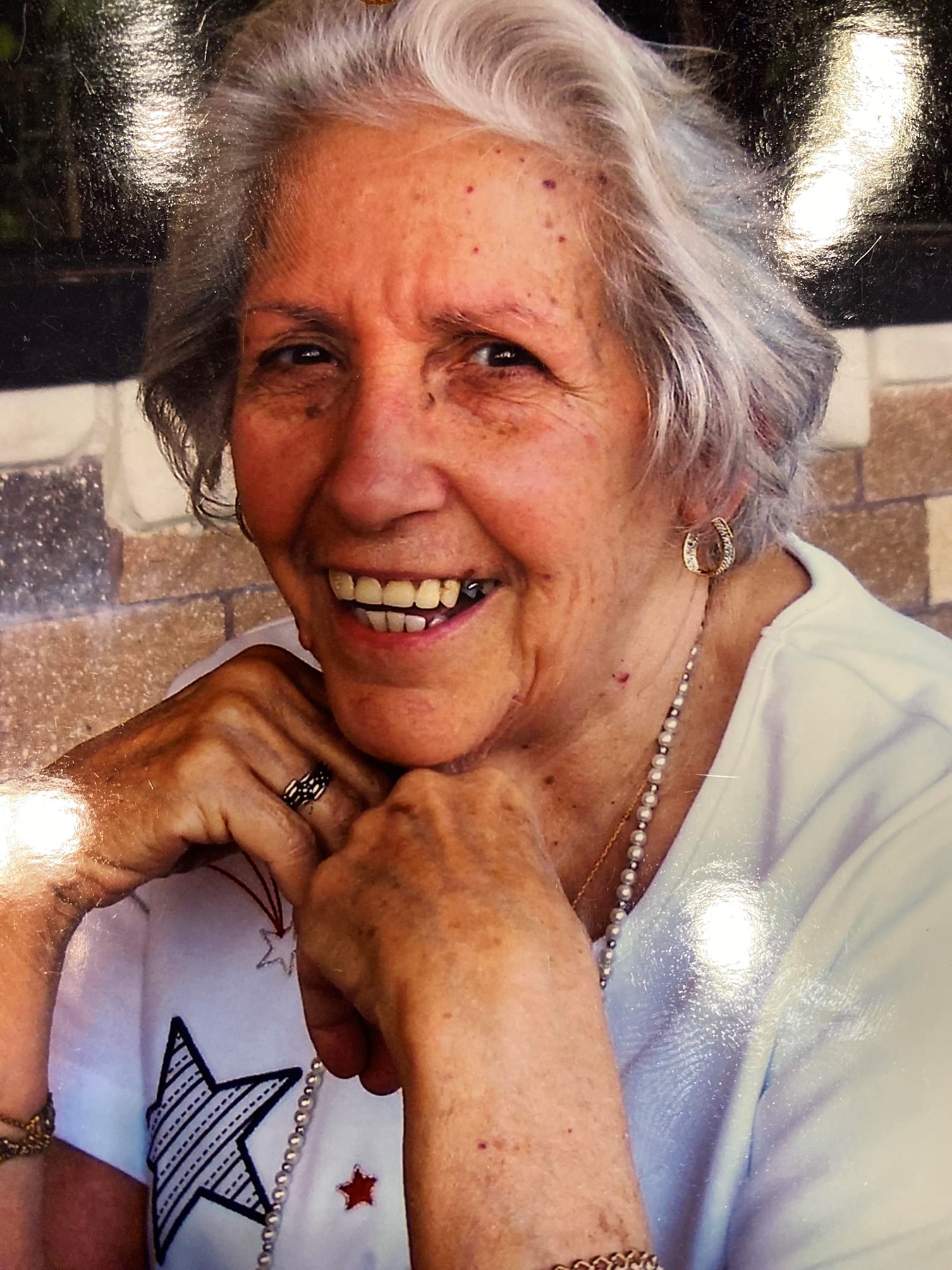 Avis de décès de Vivian H. Perdomo