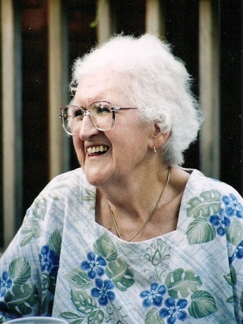 Obituary of Lillian E. Paris