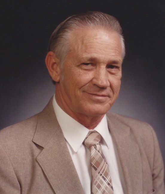 Obituario de Fred E. Bass