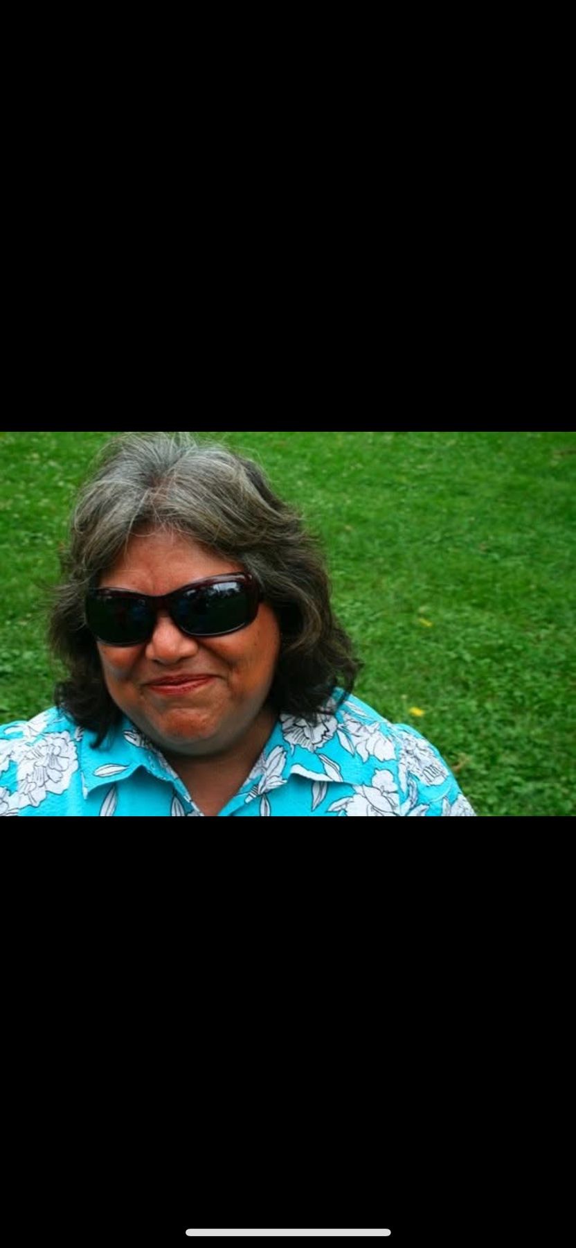 Obituary of Maria Teresa Flores