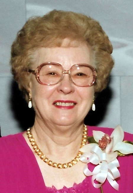 Obituary of Mae Carmelita Shelton