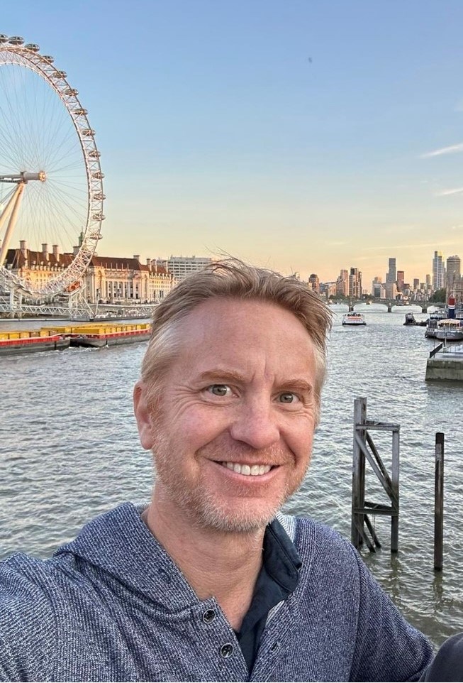 Obituary of Neil Mackenzie Ivey