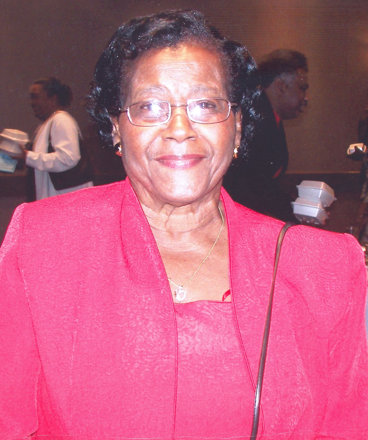 Obituary of Daisy B Woods