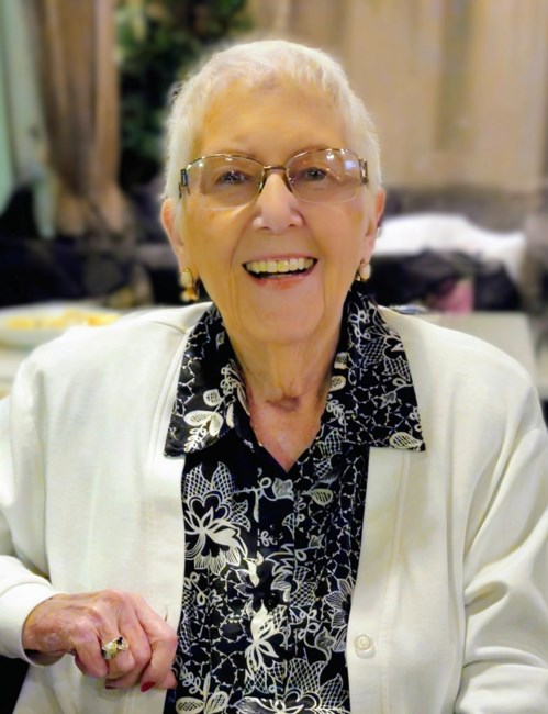 Obituario de Virginia M. Fox