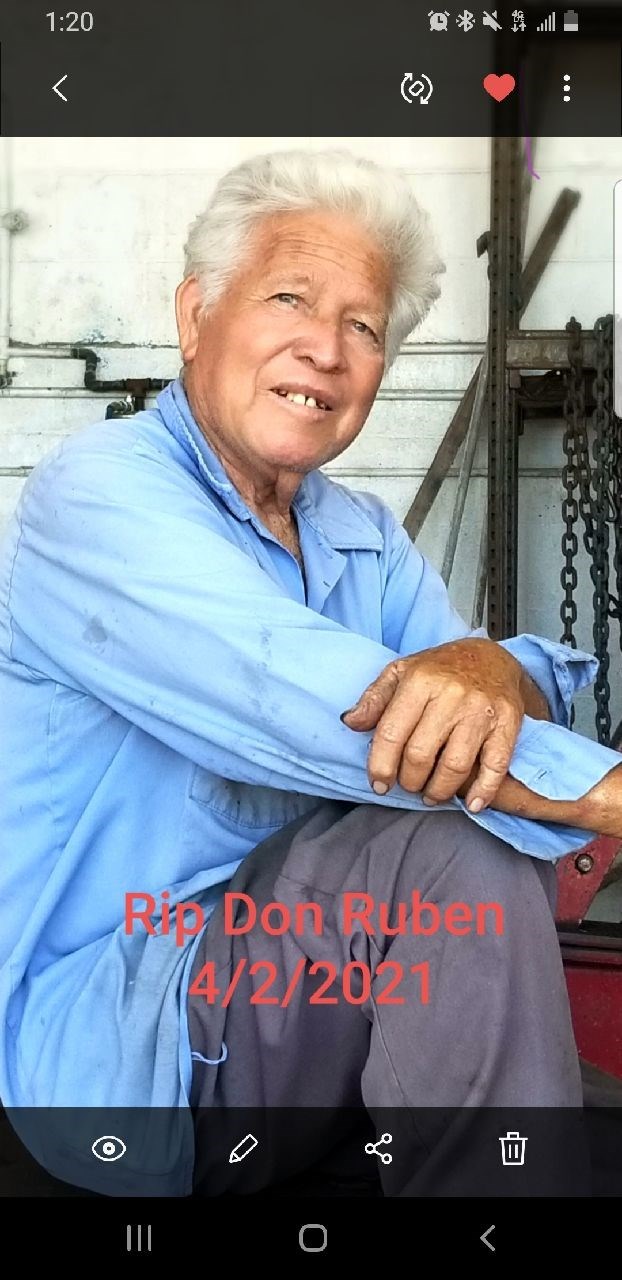 Obituary of Ruben H. Muñoz