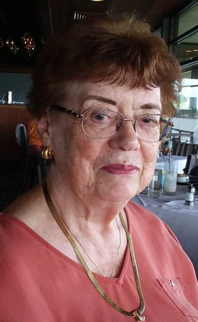Obituary of Mary Hoeymans