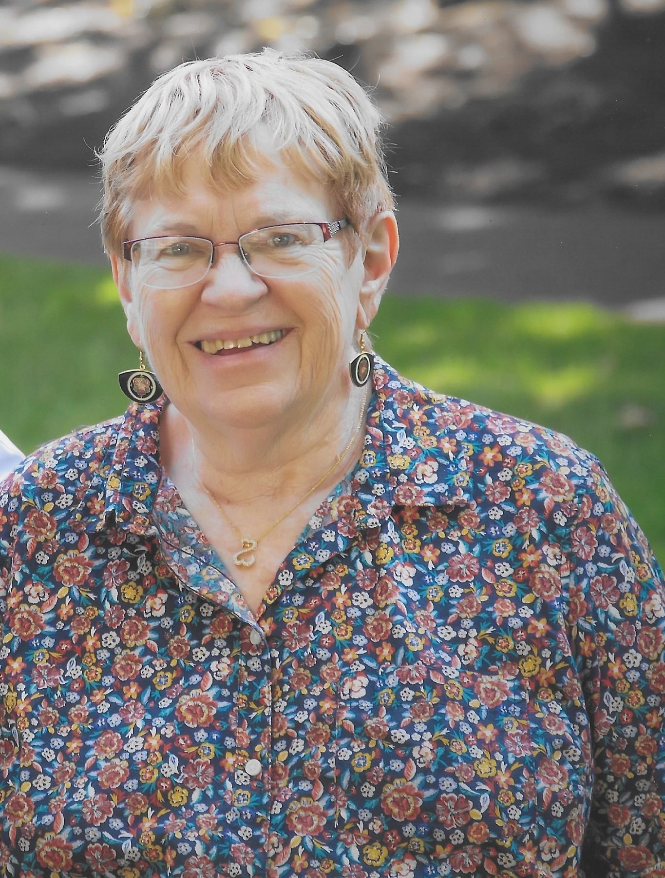 Obituary of Roberta Marie Bradley Gray