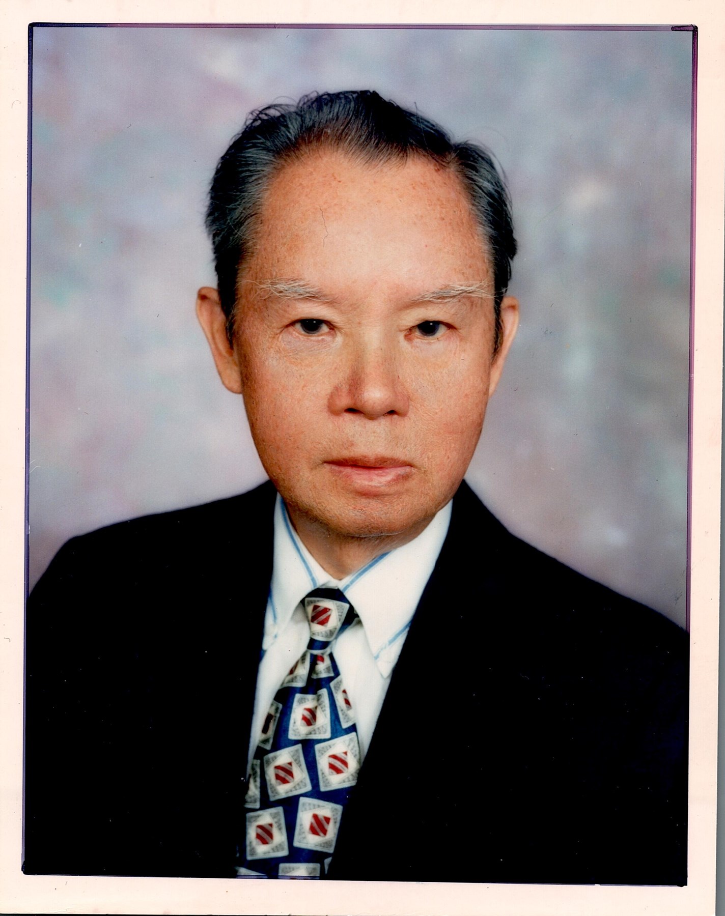 Obituario de Benson Lee