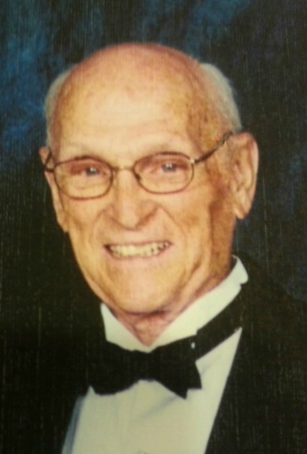 Obituary of Von Claude Sanders