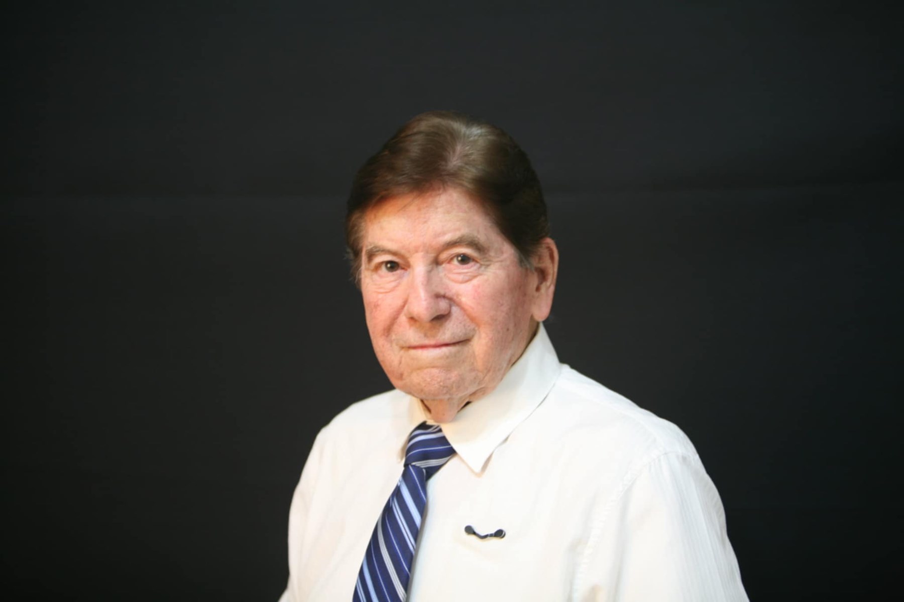 Obituary of Andres G. Lozano