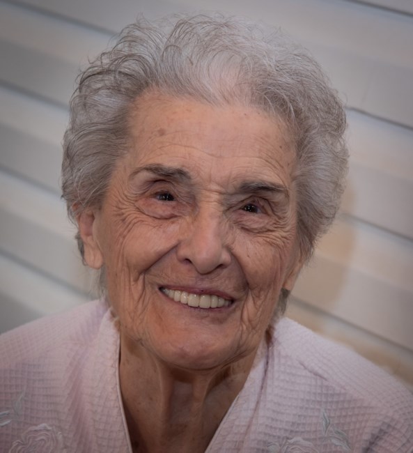 Obituary of Gloria Molinari