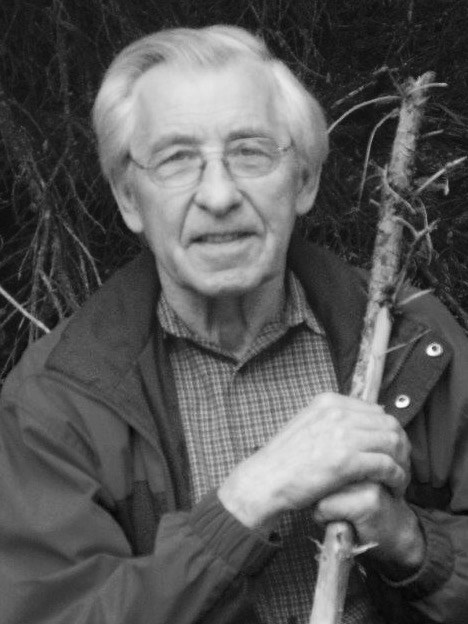 Obituario de David James McKellar