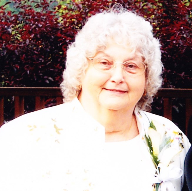 Obituario de Janet Arline Petty Wallace
