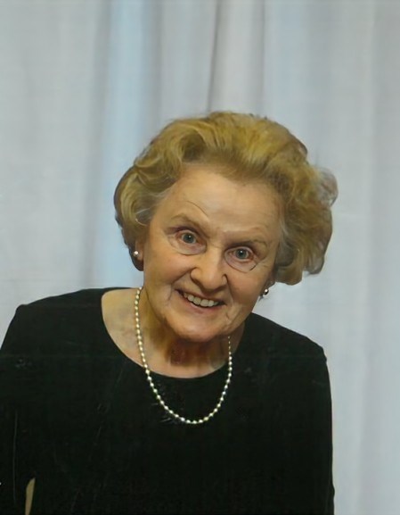 Obituary of Helen "Helli" Neutzner Kalocsa