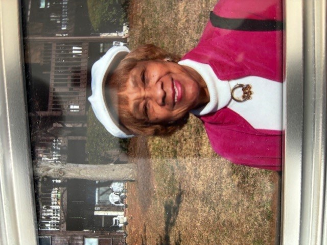 Obituary of Edna "Babe" Earl Johnson