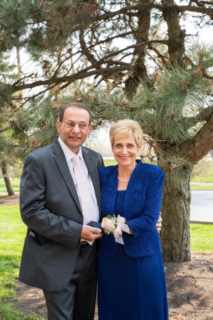 Obituary of Thomas and Noreen Stoyias