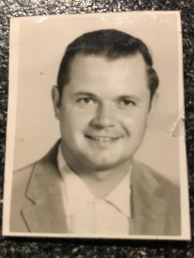 Obituary of Robert L. Sengpiel