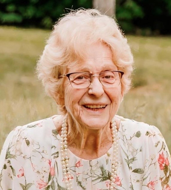 Obituary of Joanne (Houser) Godfrey