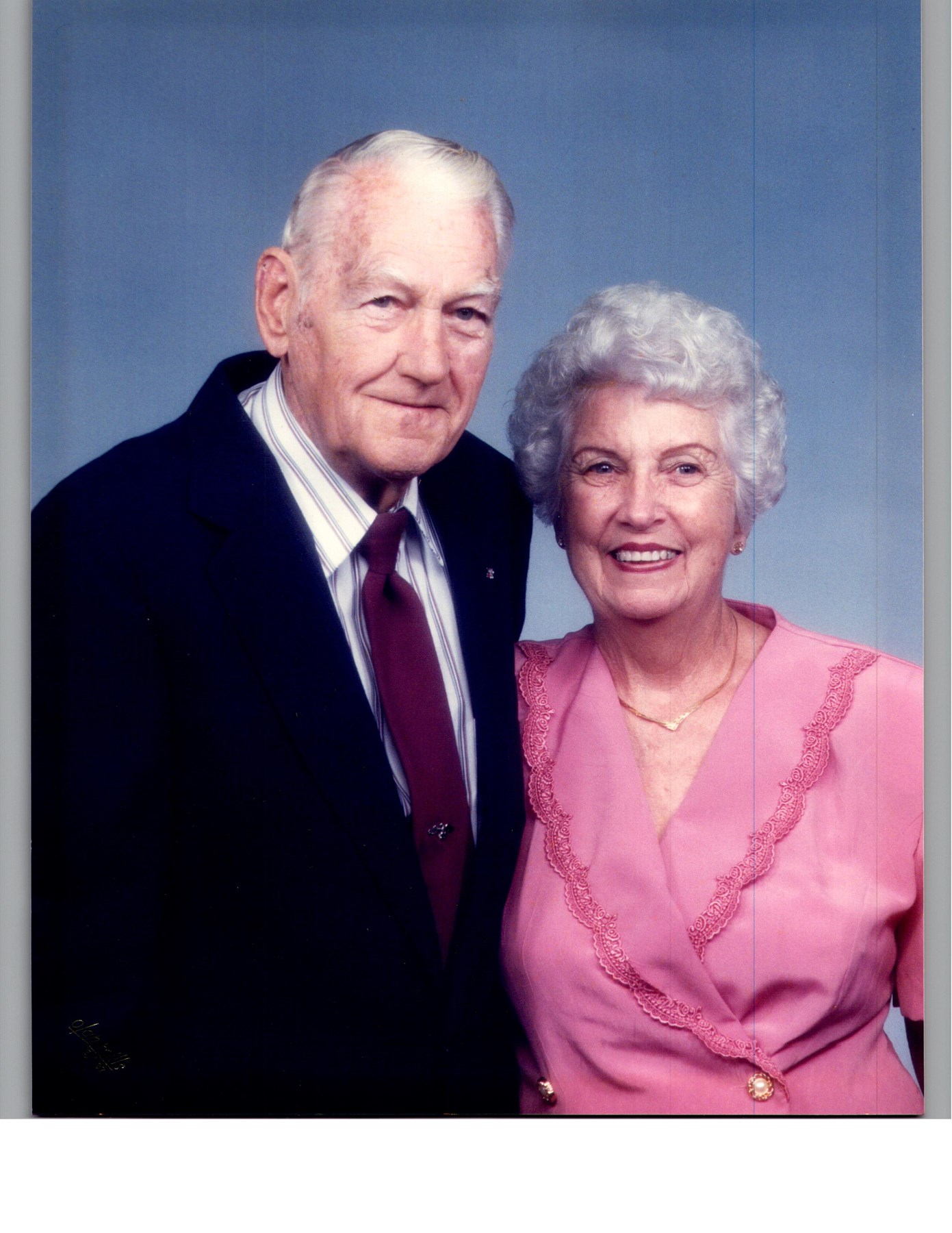 Obituario de Mary Elizabeth Bromhall