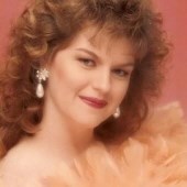 Obituary of Karin Michelle Lynch