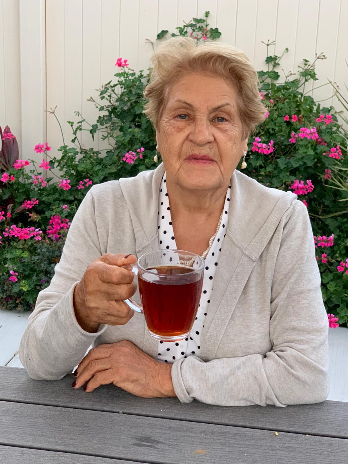 Obituary of Nadreh Ghadimi