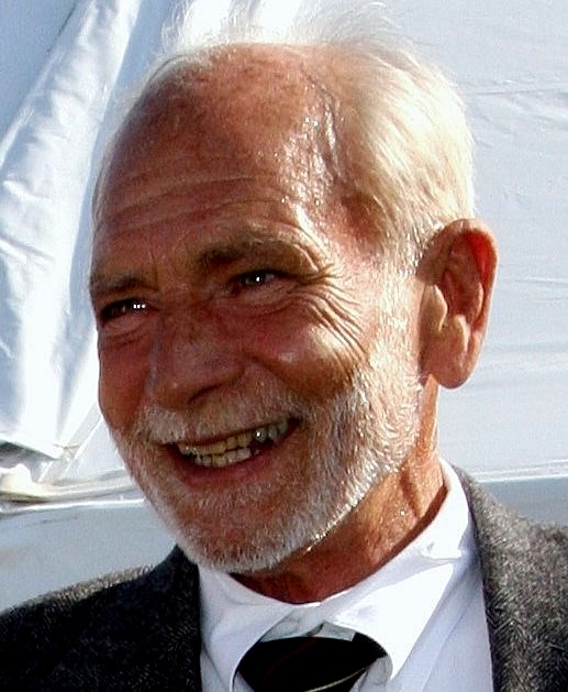 obituary image