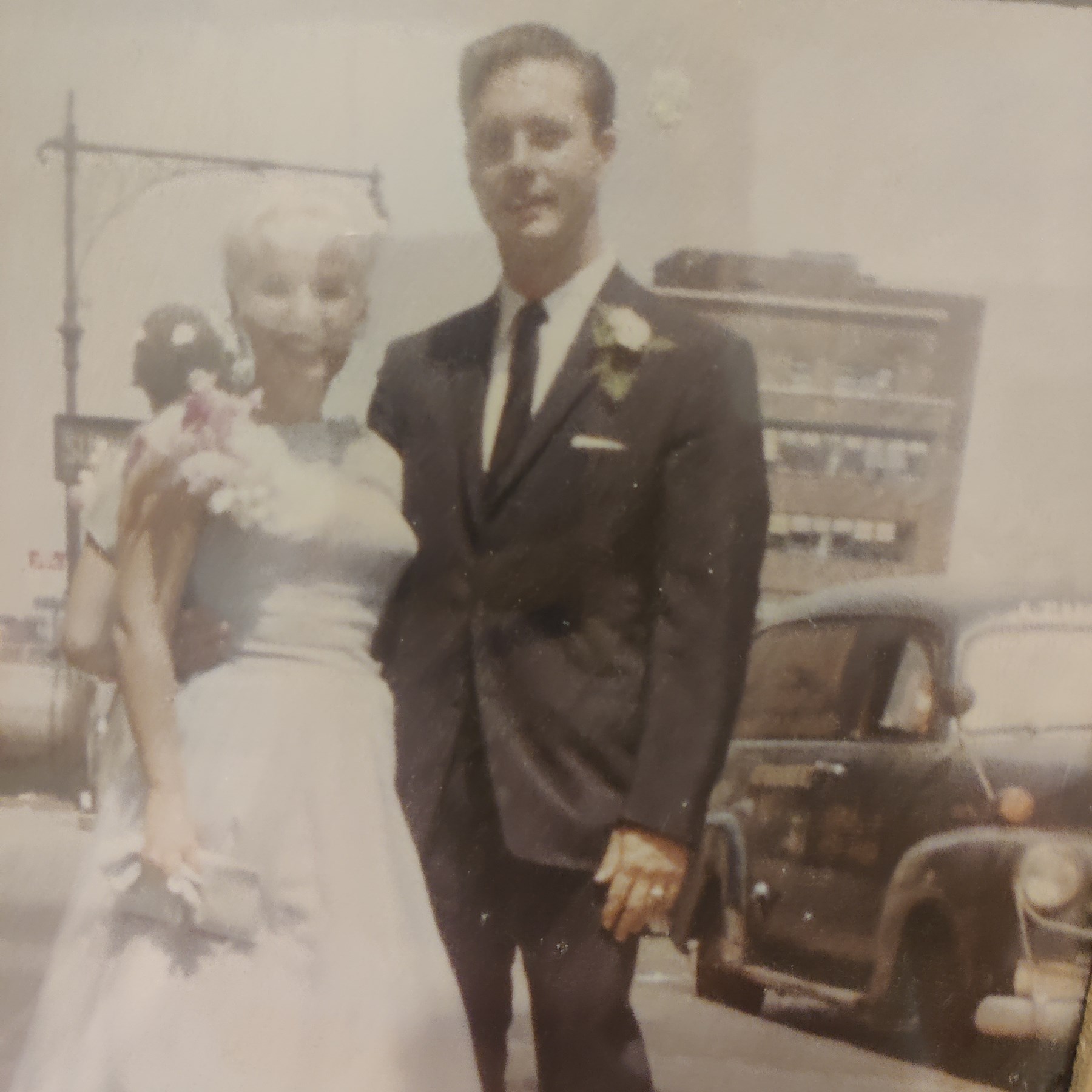 Obituary of Mr. Louis Edward Reichert