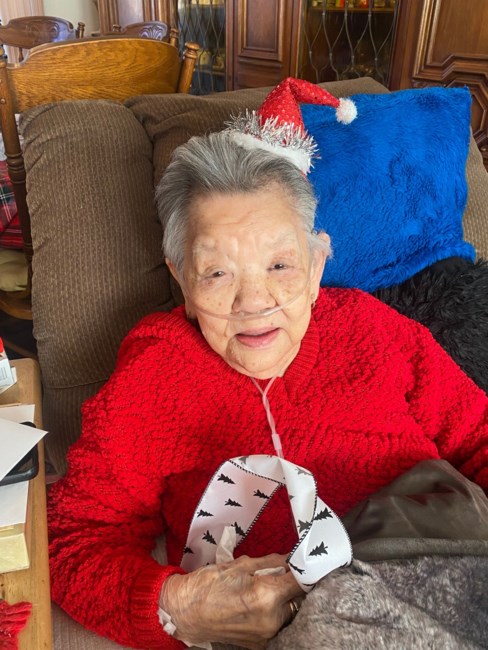 Obituary of Emiko "Amy" Burton