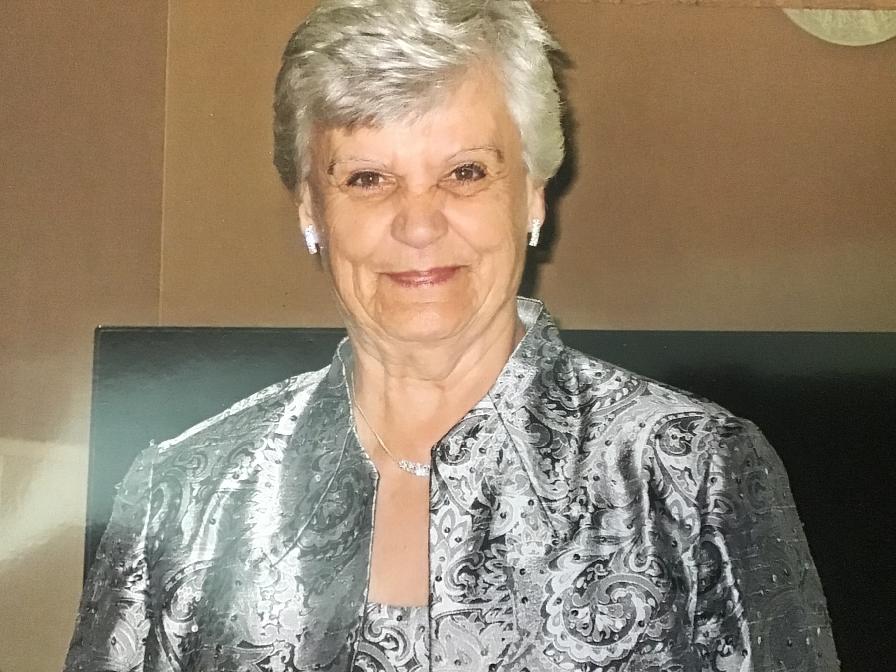 Obituary of Edwina "Nina" Lynt