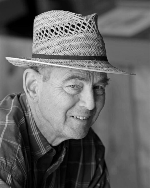 Obituario de John Albert McIntyre