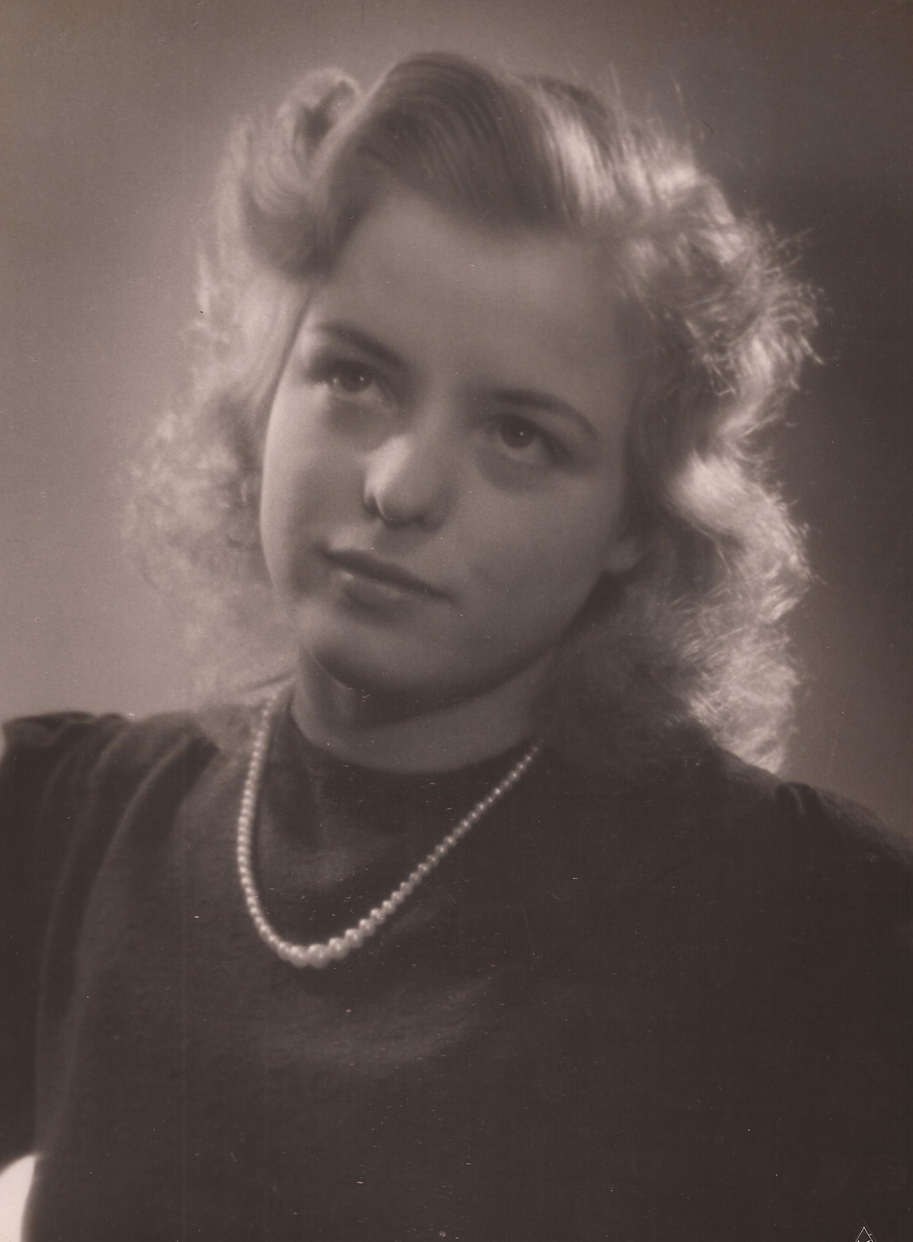 Obituary of Jutta B. Leonardis