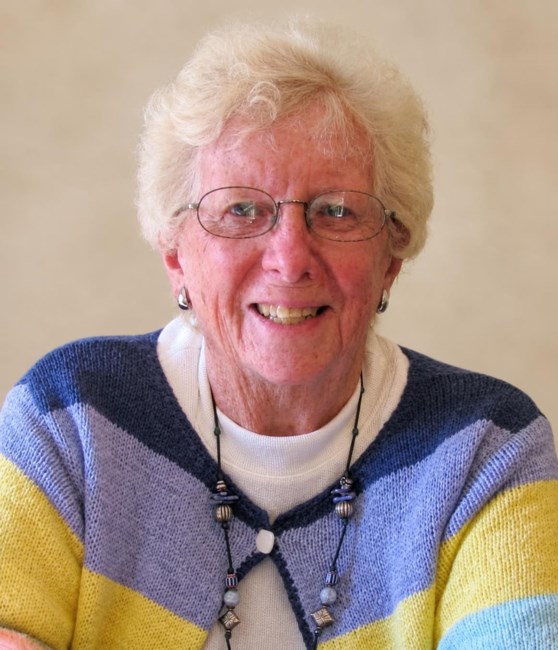 Obituary of Carol Lou Raymond