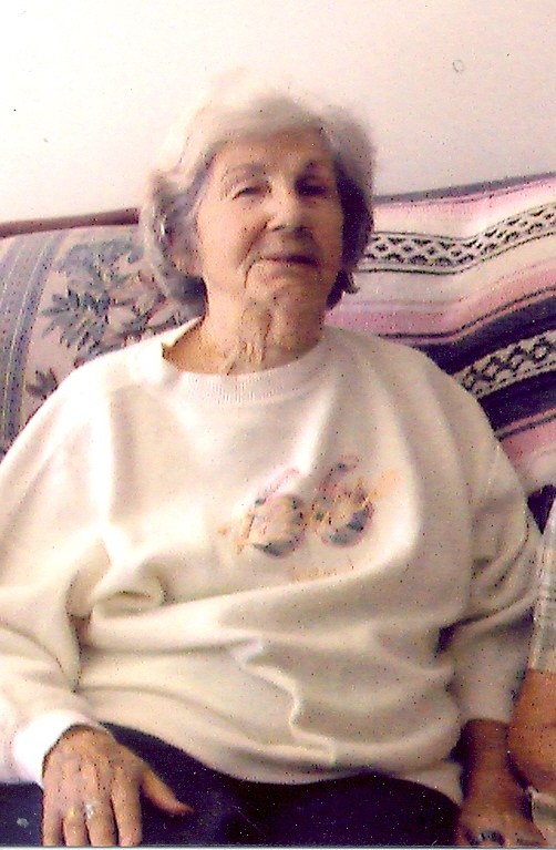 Obituario de Ethel K Henry