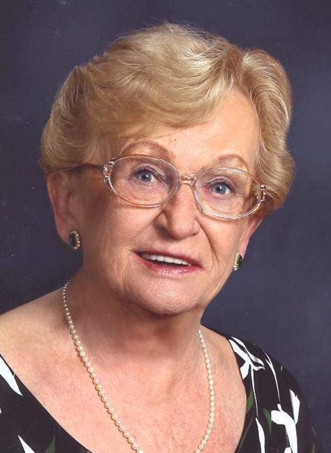 Obituario de Loraine L. Swiess