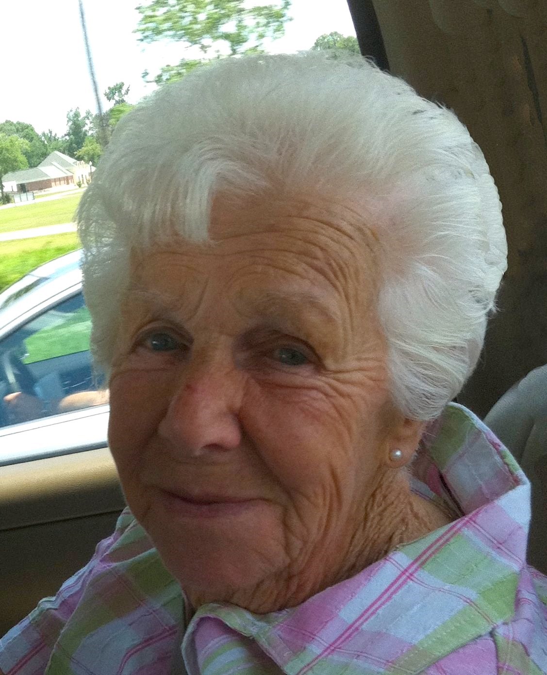 Obituary of Elaine Conners Mello