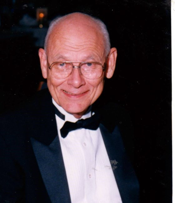 Obituary of William Martin Holmberg Jr.