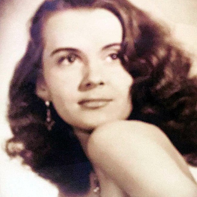 Obituary of Hélène Pearl O'Connell Alt