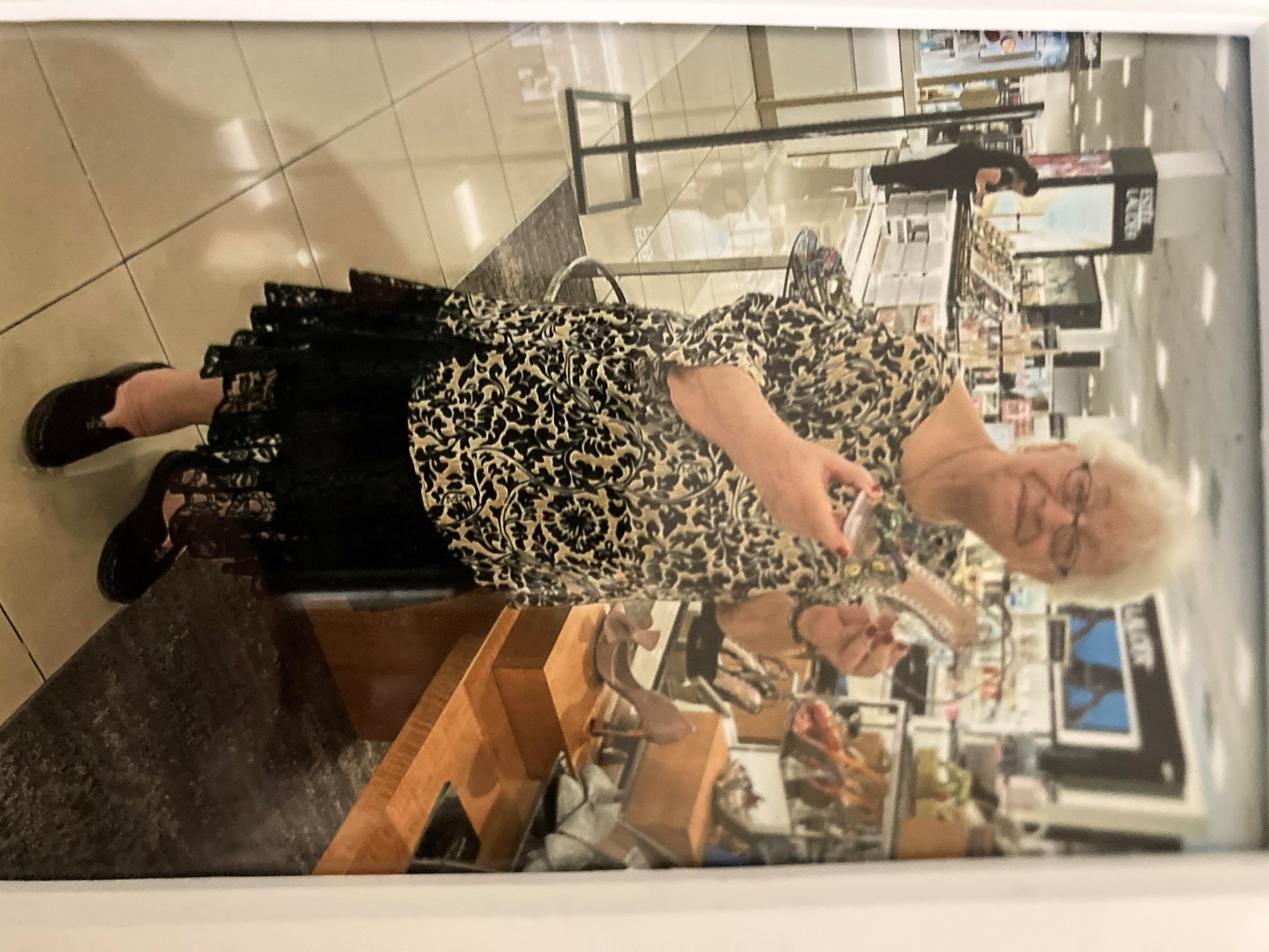 Obituary of Esther (Toledo) Behar