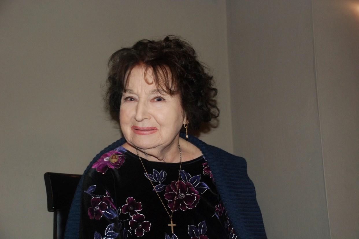 Obituary of Lucila Bustamante