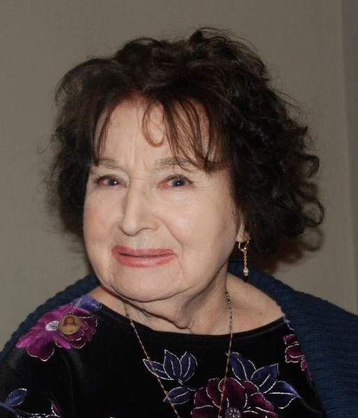 Obituary of Lucila Bustamante