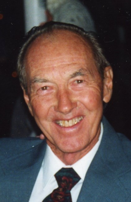 Obituario de Raymond E King