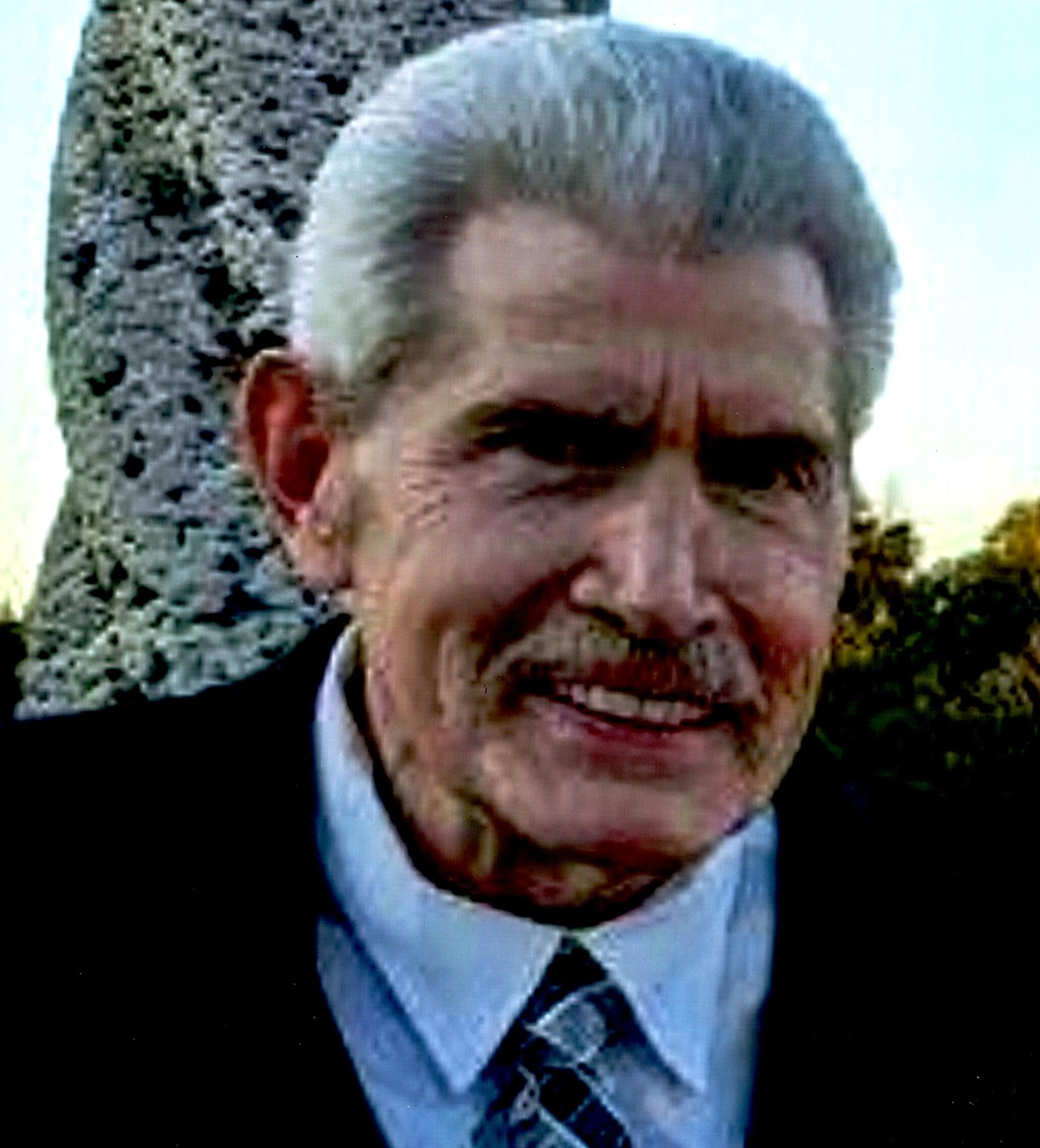 Harold Bayes, a Hickory tribute.