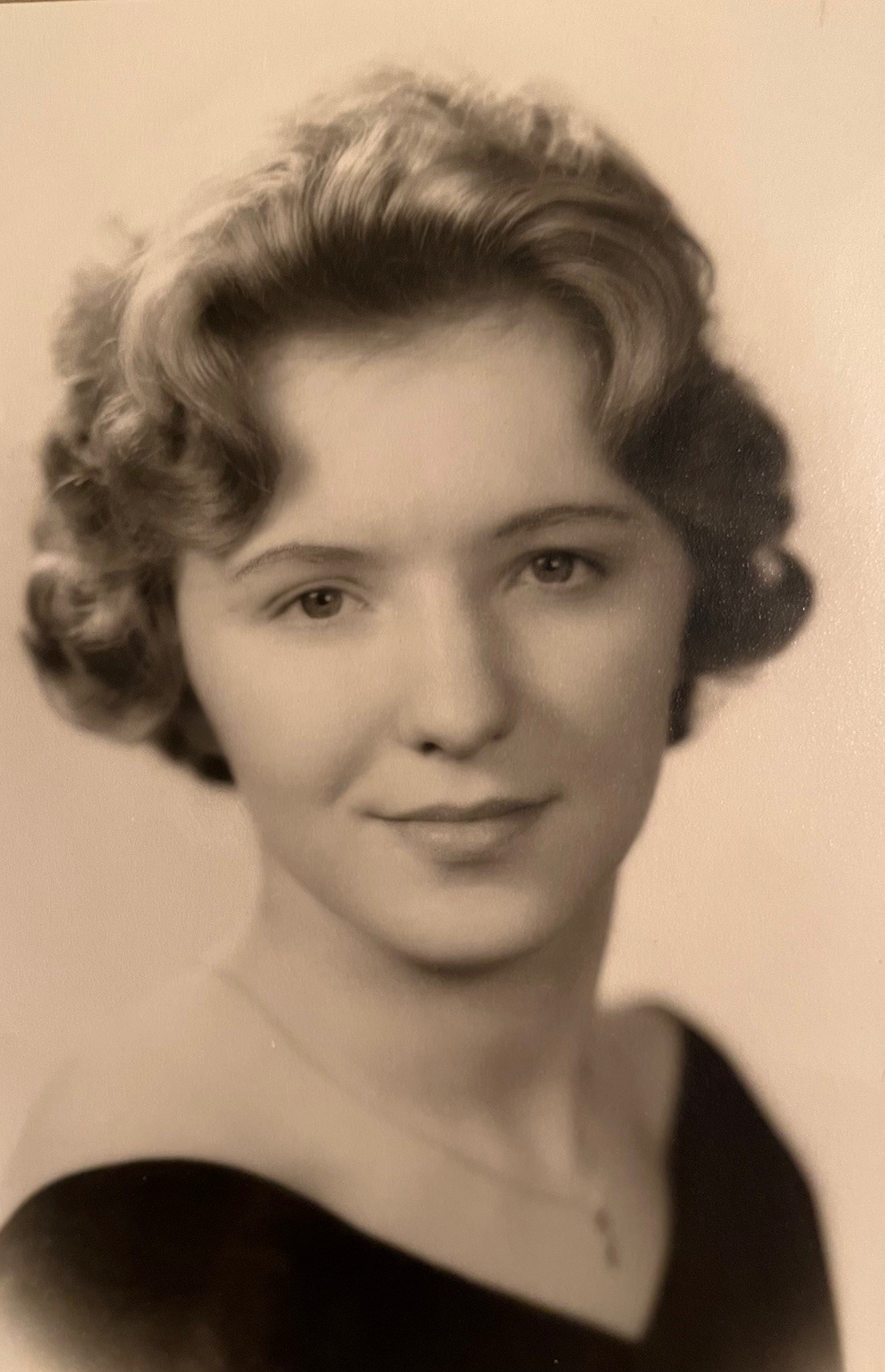 Obituary of Margit "Margie" Adler Wingfield