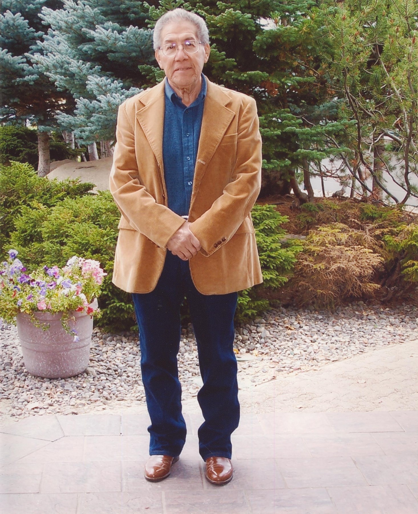 Obituary of Leo G. Martinez