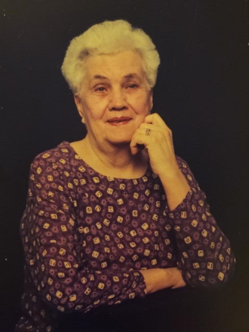 Obituary of Catherine Margaret "Kay" MacIsaac