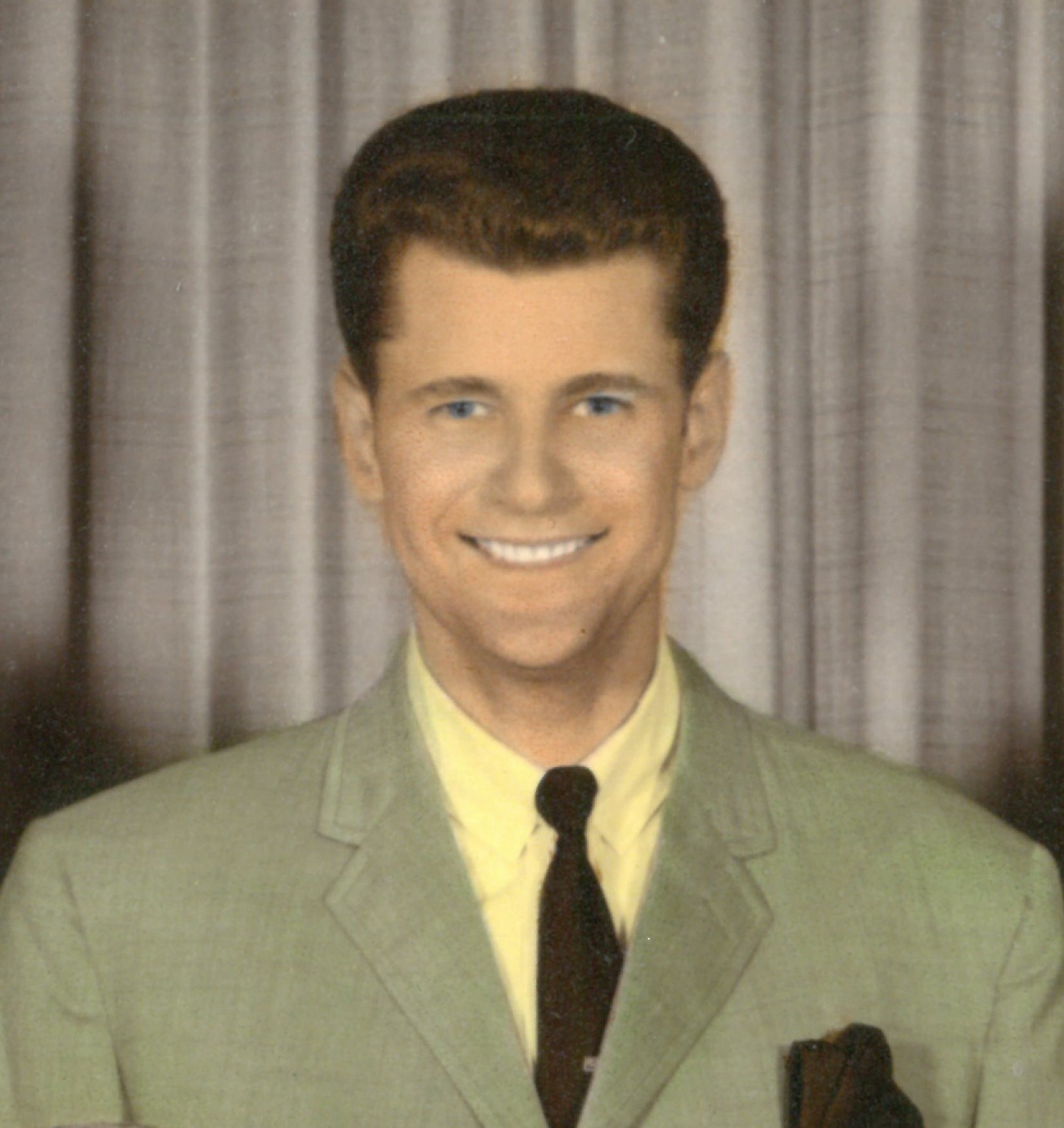 Obituary of Russell Emmitt Harker